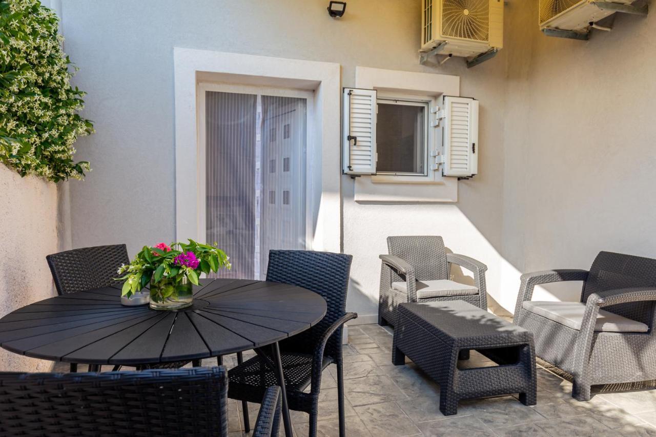 Fouki Apartments Ipsos Beach Εξωτερικό φωτογραφία